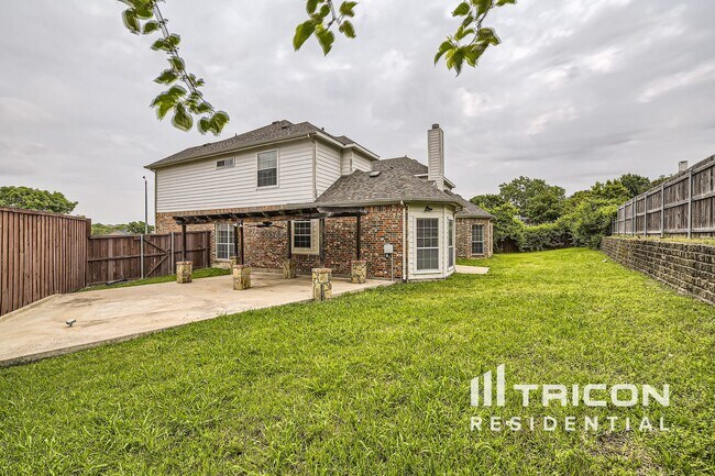 Building Photo - 5001 Pallas Ct
