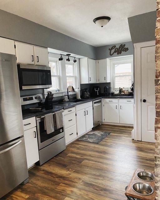 Cocina - 123 S Clear Lake Ave