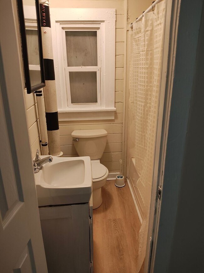 Foto del edificio - 2 Bedrooms, 1 Bathroom - House in Rome!