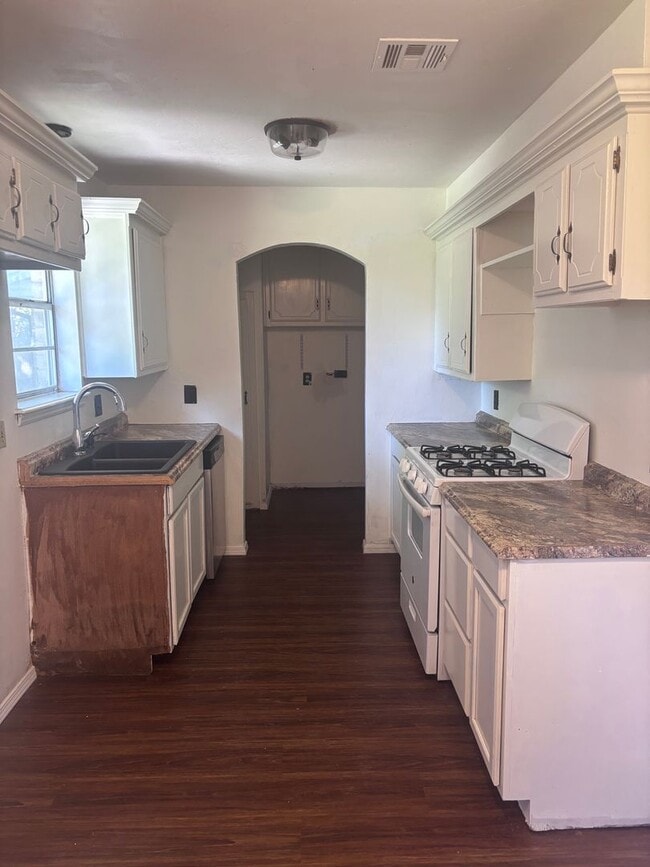 Photo - Must have 3 bed, 2 bathroom home in Moore