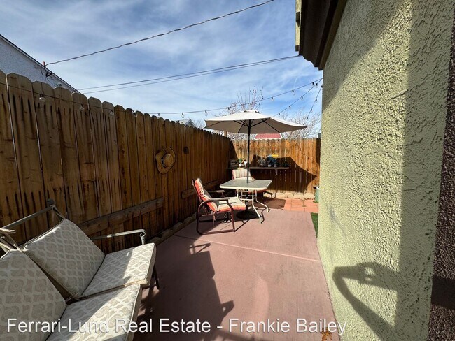 Building Photo - 1 br, 2 bath House - 1236 Victorian Plaza Cir
