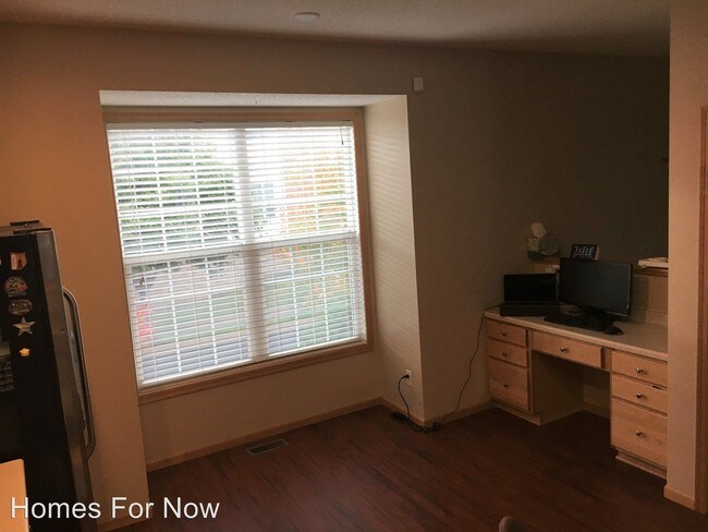 Foto del edificio - 3 br, 2.5 bath House - 15595 June Grass Lane