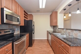 Building Photo - 1711 Old Spanish Trl