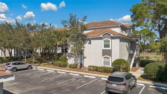 Foto del edificio - 13953 Fairway Island Dr