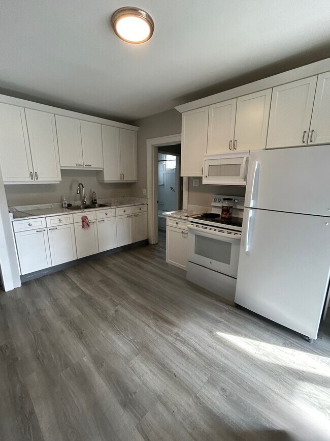 Photo du bâtiment - 483 Wellington St