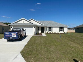 Building Photo - 361 Marion Oaks Manor