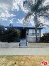 Building Photo - 1361 Cochran Ave