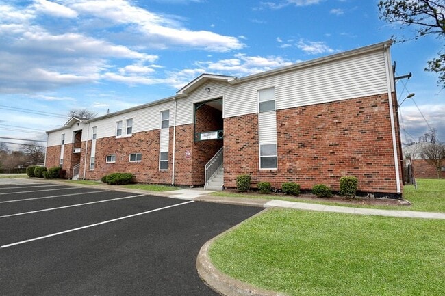 Building Photo - Bay Creek