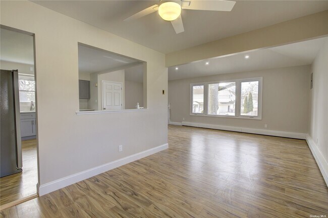 Foto del edificio - 207 Catherine Ave