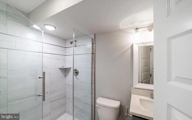 Foto del edificio - 1524 W Stiles St