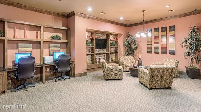 Foto del edificio - 6201 Grissom Rd