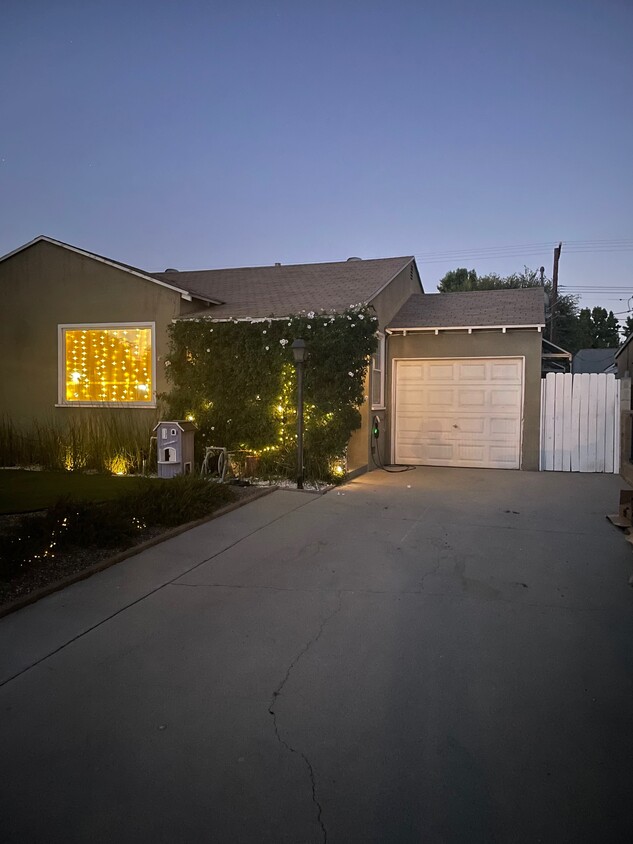 Foto principal - 1460 N Rose St