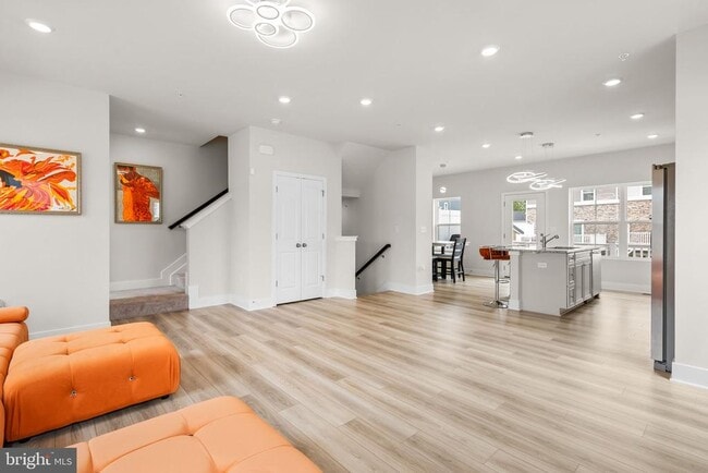Foto del edificio - 11198 Conway Pl