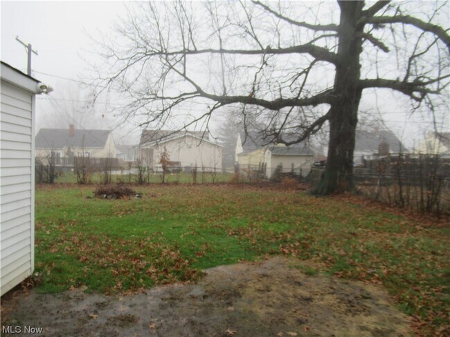 Building Photo - 29237 W Willowick Dr