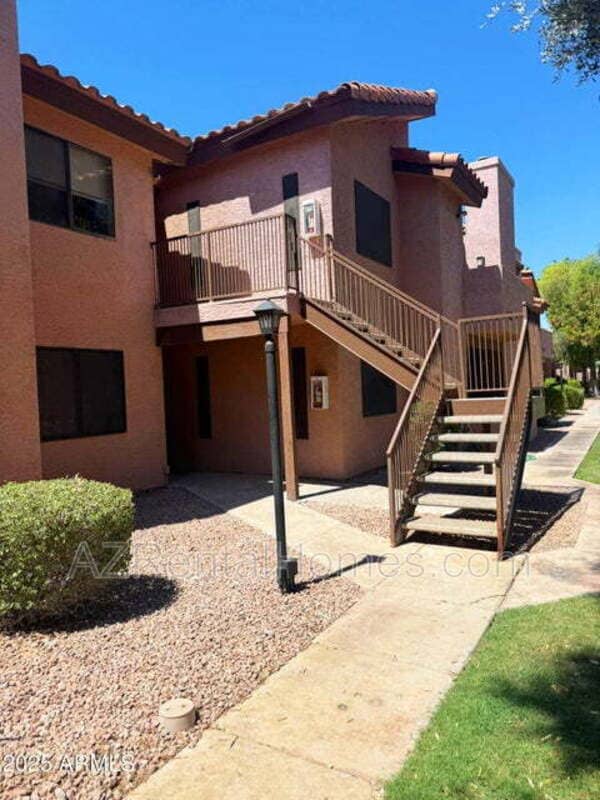 Photo - 1075 E Chandler Blvd Apartment
