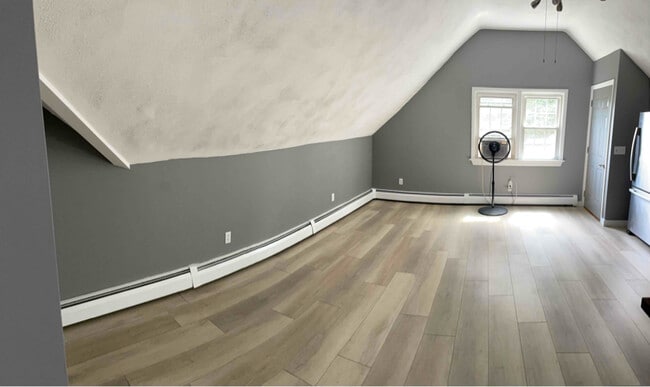 Foto del edificio - 17 Radcliffe Ave