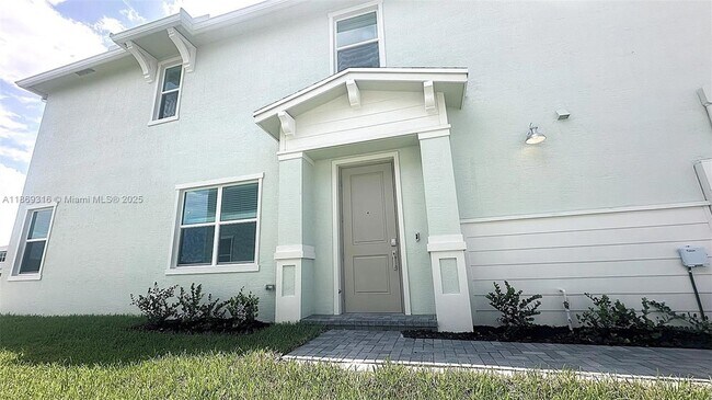 Foto del edificio - 538 Rivergrass St