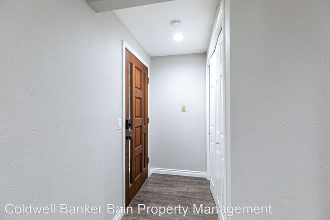Foto del edificio - 2 br, 2 bath House - 7573 Old Redmond Road...