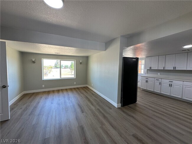 Foto del edificio - 2590 N Murphy St