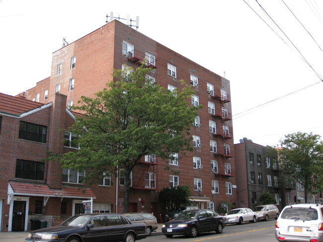 Building Photo - 75-06 Woodside Ave