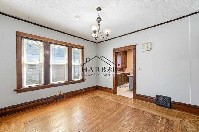 Foto del edificio - 228 8th St NW