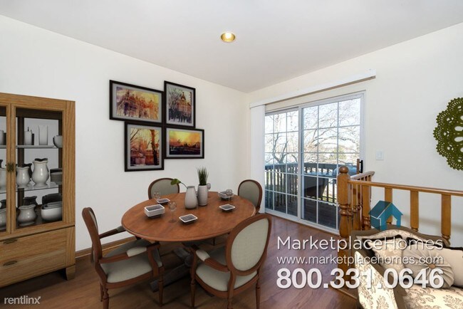 Foto del edificio - 619 Silver Creek Rd
