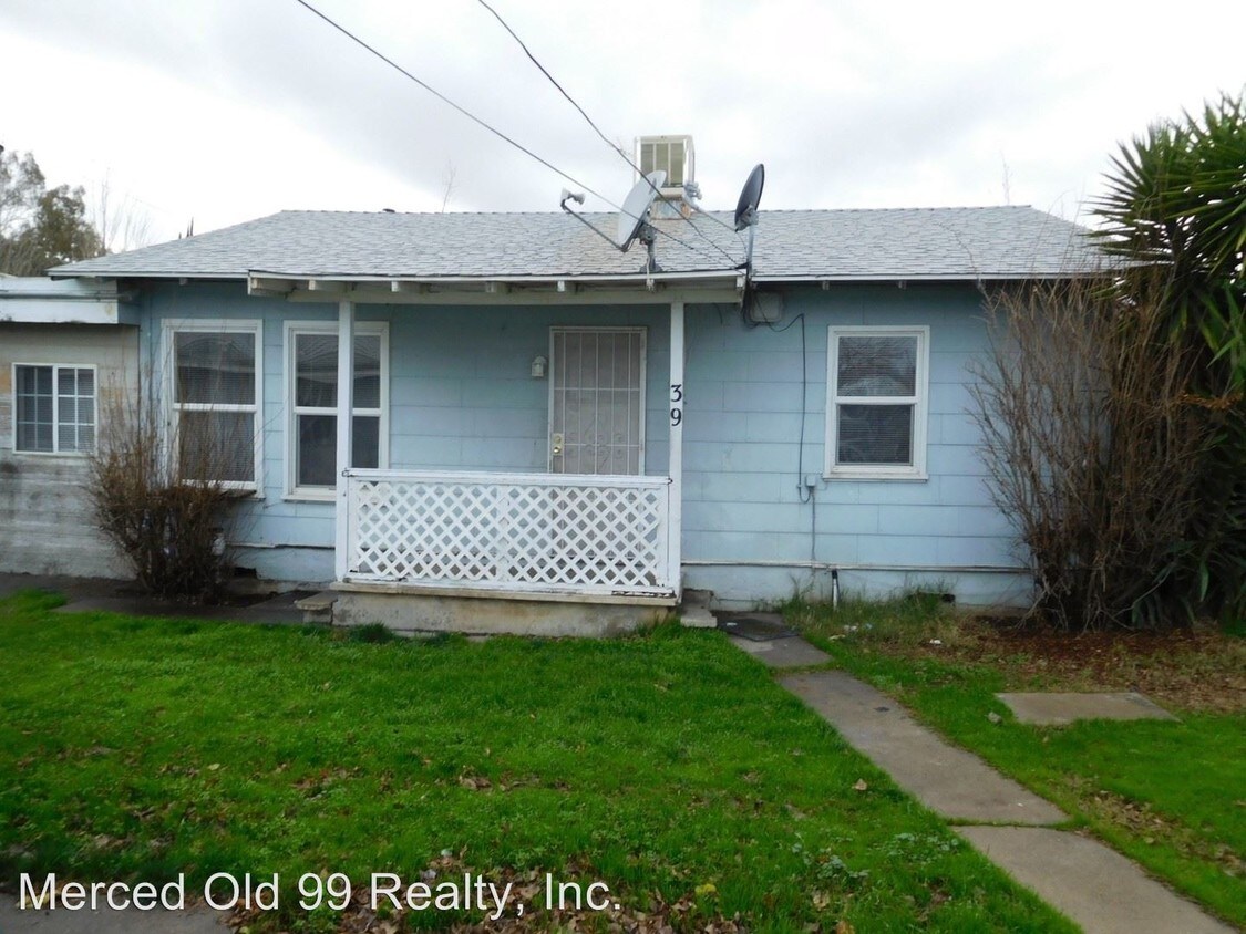 Primary Photo - 3 br, 1 bath House - 39 Coffee St