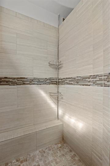 Foto del edificio - Corner Single Story 4 bedroom 2.5 bathroom.
