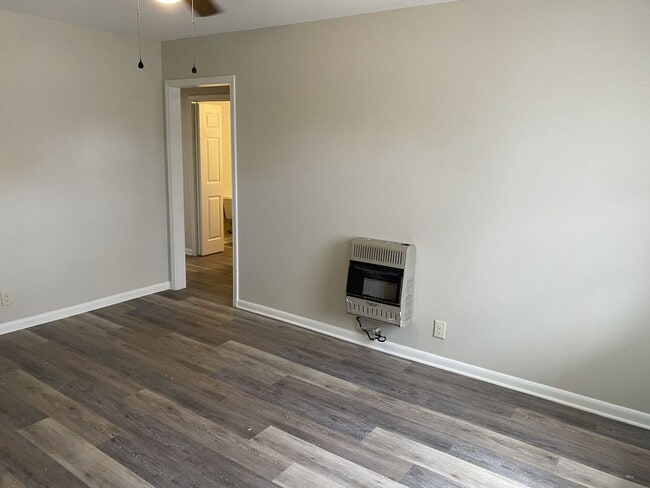 Foto del edificio - 701/703 Cooktown Rd