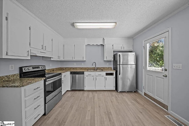 Photo - 294 N Suber Rd House