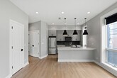 Foto principal - 1050 W Cornelia Ave