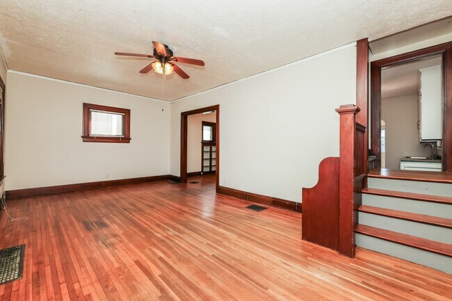 Foto del edificio - 920 E Stewart St