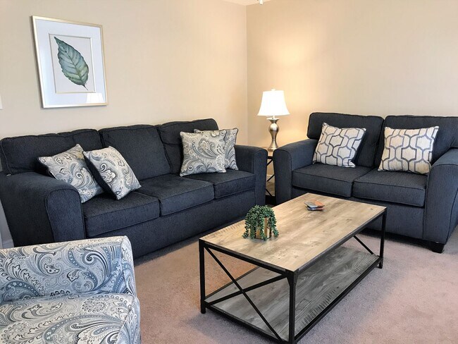 Building Photo - Windsor St-214