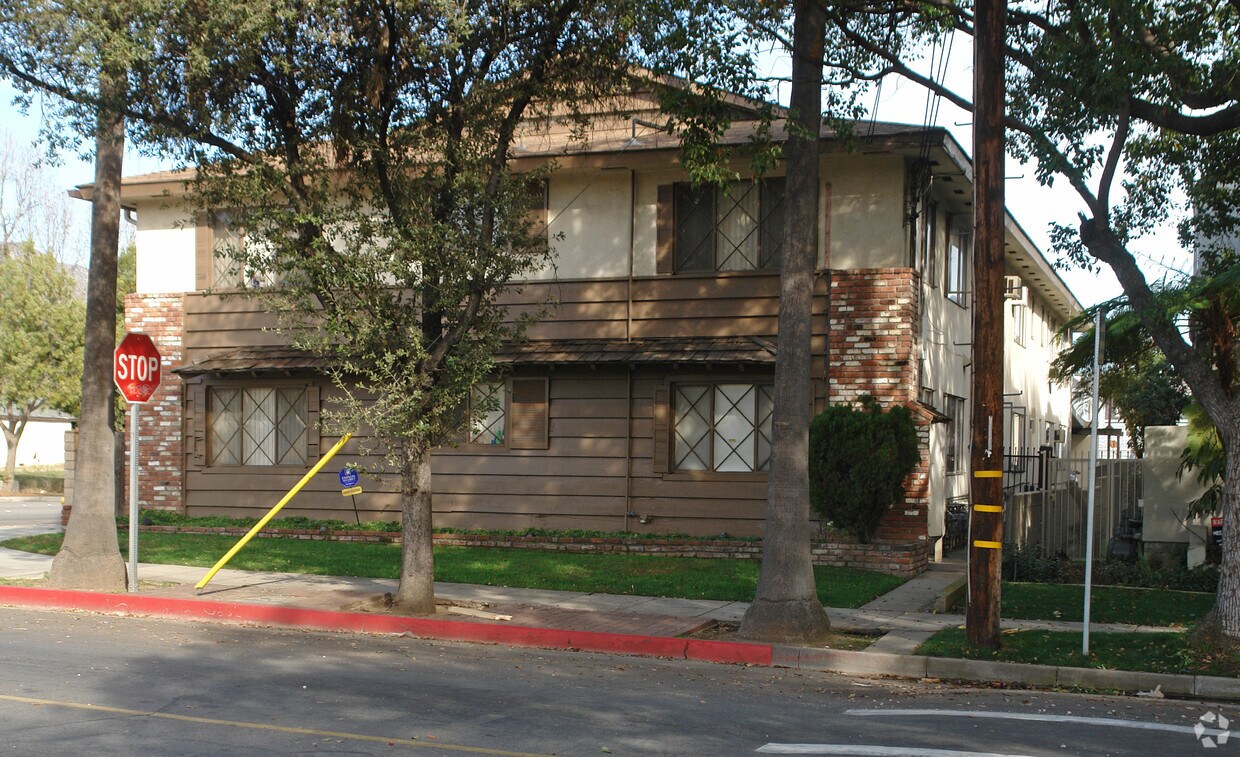 Building Photo - 112 Mar Vista Ave