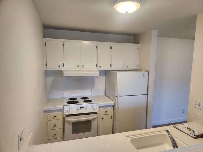 Building Photo - 259 Eden Roc Dr