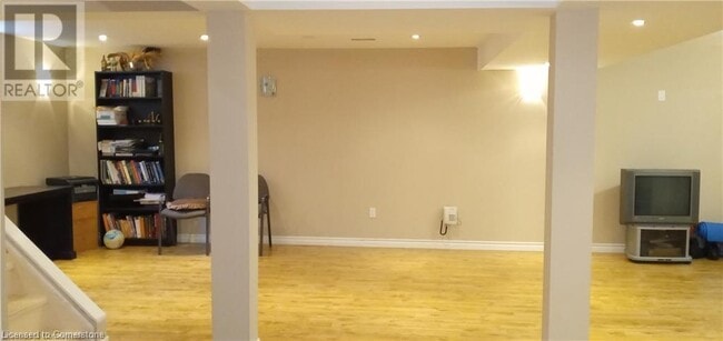 Building Photo - 84 Apple Ridge Dr