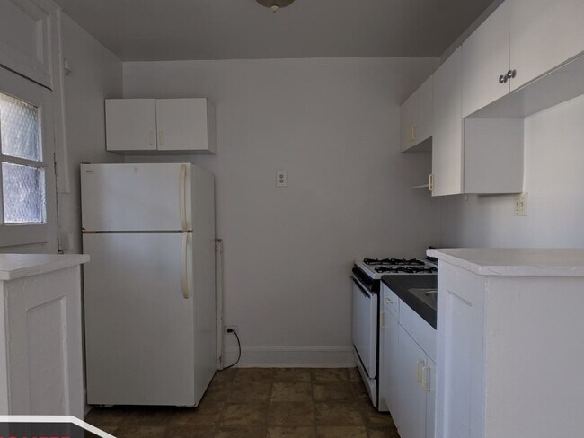 Foto del edificio - 2336 N Spaulding Ave