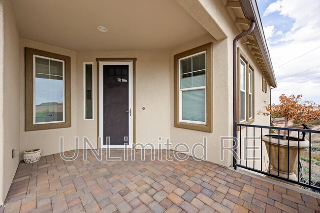 Building Photo - 1432 Varsity Dr