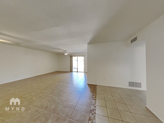 Building Photo - 8176 E Del Cuarzo Dr