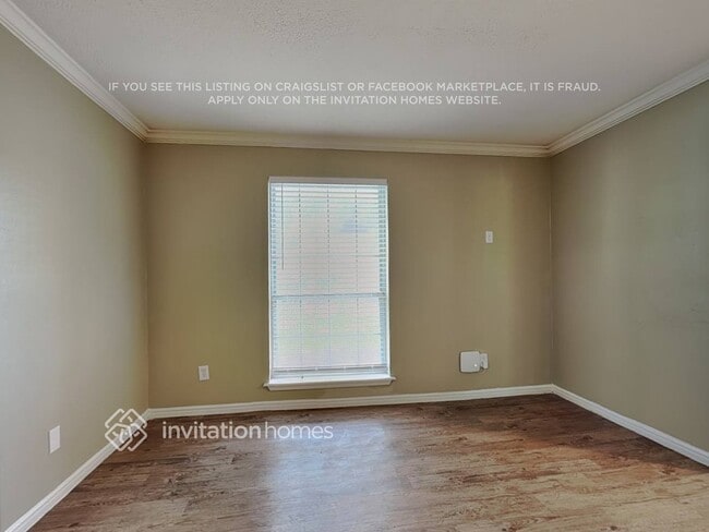 Building Photo - 3802 Highfalls Dr