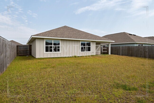 Building Photo - 21962 Aleutian Ave