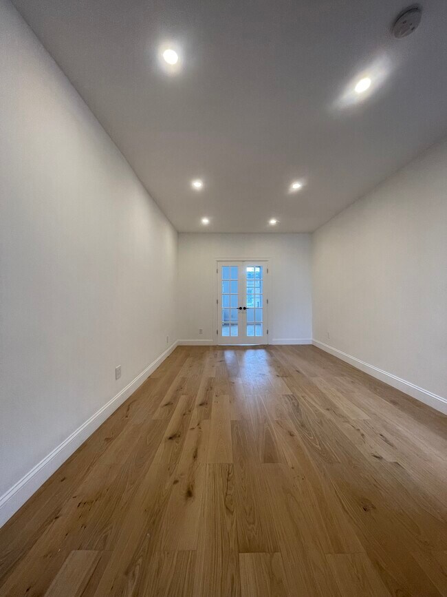 Foto del edificio - 1813 Linden St