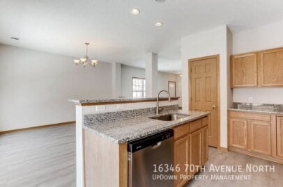 Building Photo - 16346 70th Ave N