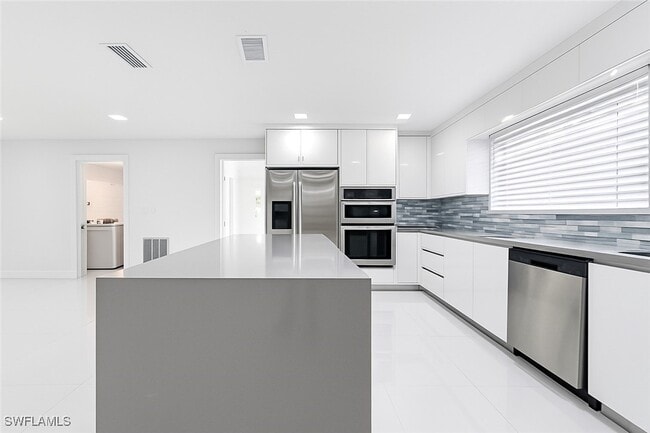 Foto del edificio - 13880 Lazy Ln