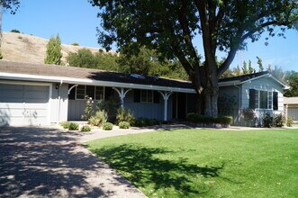 Building Photo - 261 Rheem Blvd