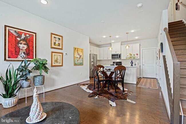 Foto del edificio - 13342 Arrowbrook Centre Dr