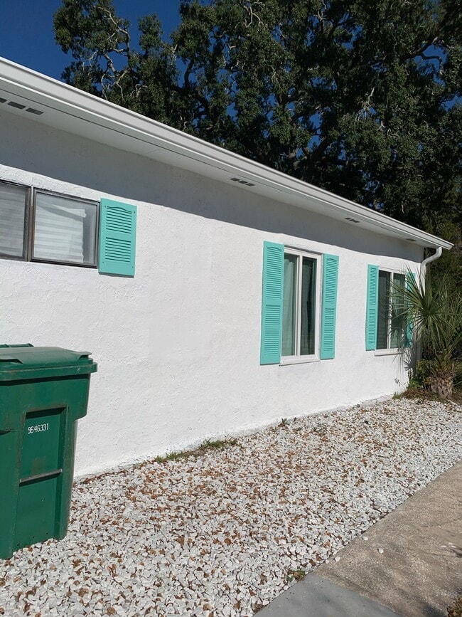 Photo - 1360 Daytona Ave House