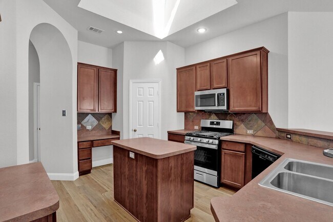 Foto del edificio - 1804 Barton Springs Ct