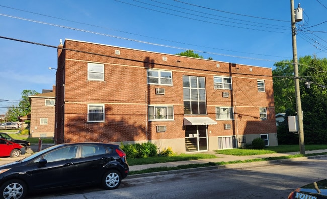 Photo - 805 Harris Ave Apartment