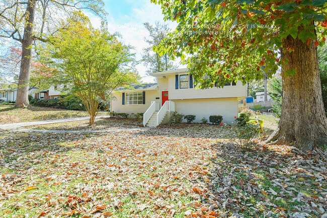Building Photo - 3938 Somerdale Ln